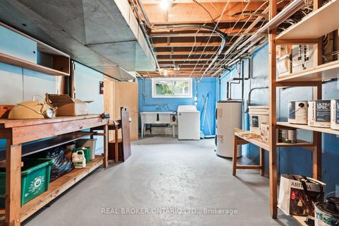Photo 23 at 29 Veery Place, Don Mills, Toronto