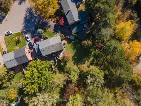 Photo 35 at 29 Veery Place, Don Mills, Toronto
