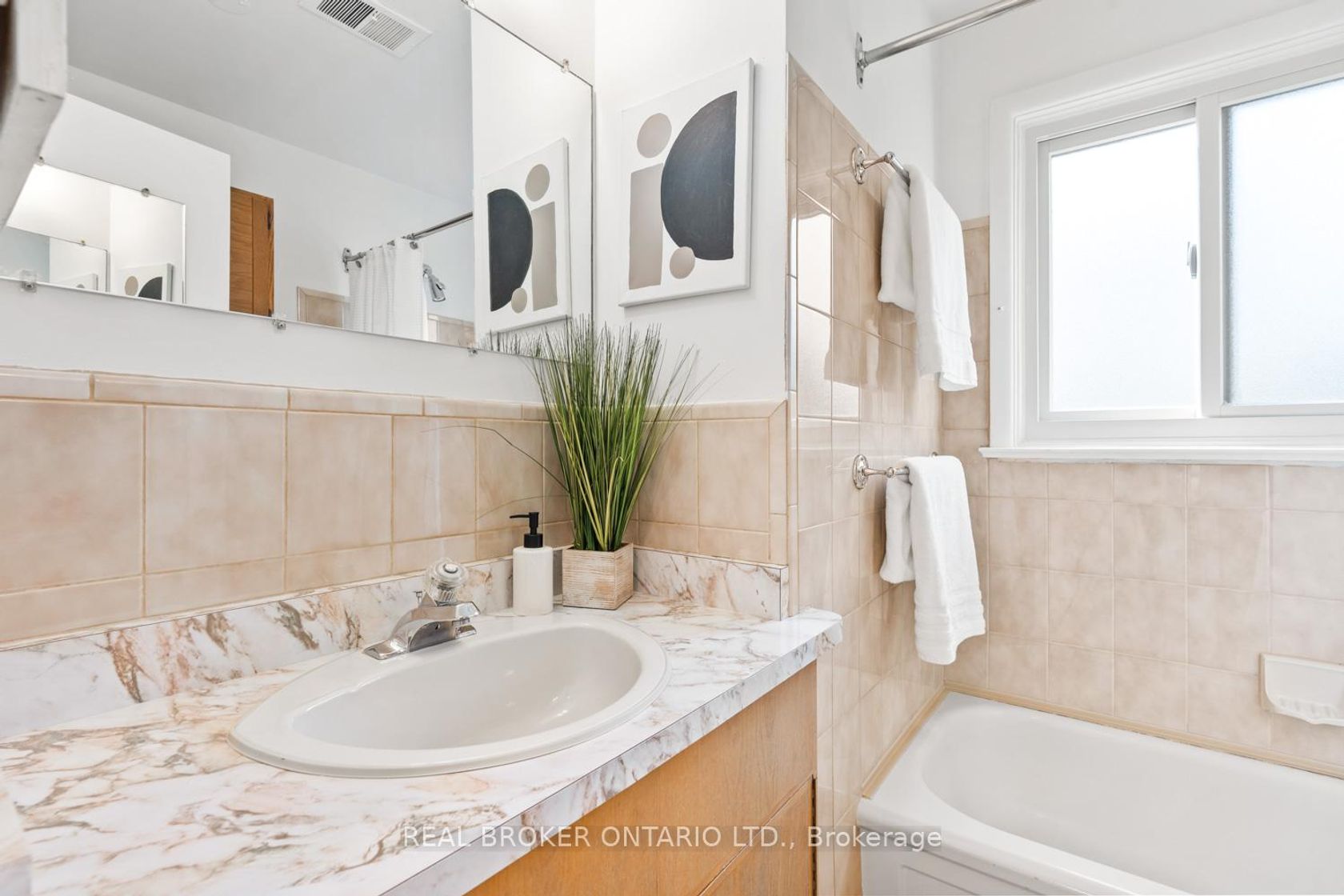Photo 18 at 29 Veery Place, Don Mills, Toronto Photo 18 at 29 Veery Place, Don Mills, Toronto
