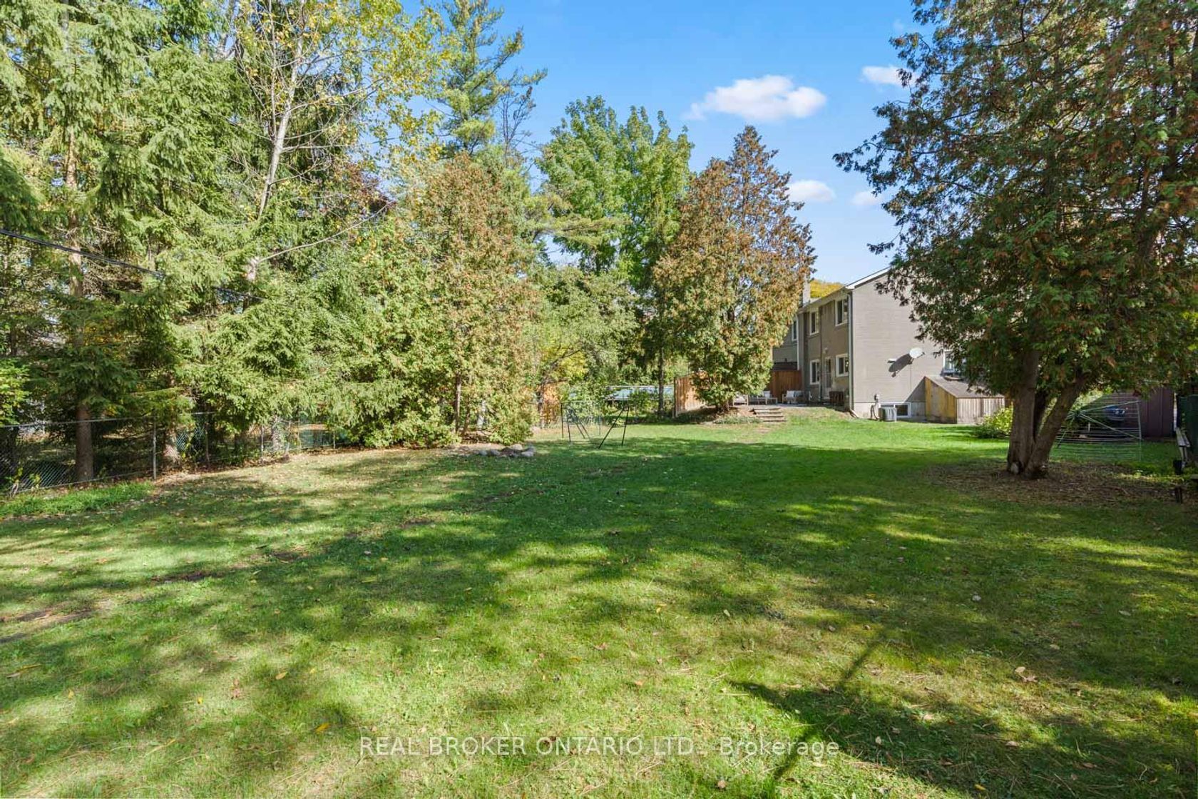 Photo 30 at 29 Veery Place, Don Mills, Toronto Photo 30 at 29 Veery Place, Don Mills, Toronto