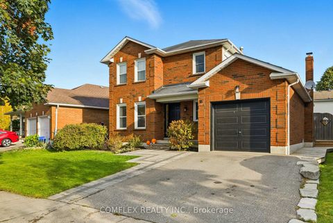 Photo 2 at 16 Orchard Park Drive, Bowmanville, Clarington