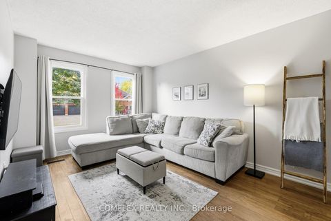 Photo 7 at 16 Orchard Park Drive, Bowmanville, Clarington