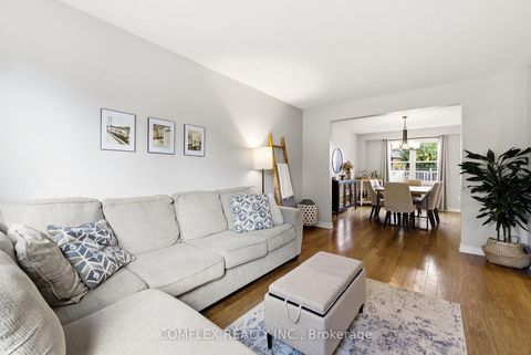 Photo 10 at 16 Orchard Park Drive, Bowmanville, Clarington