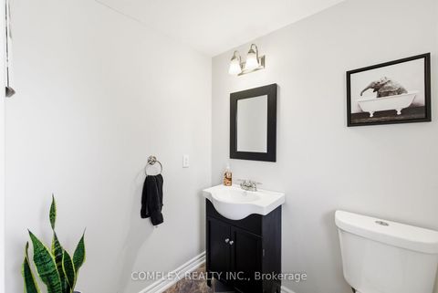 Photo 24 at 16 Orchard Park Drive, Bowmanville, Clarington