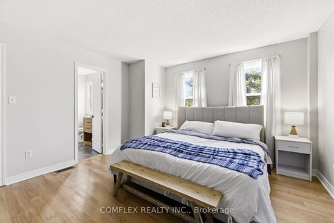 Photo 26 at 16 Orchard Park Drive, Bowmanville, Clarington