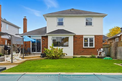 Photo 41 at 16 Orchard Park Drive, Bowmanville, Clarington