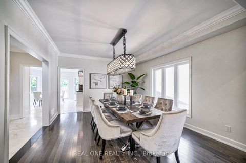 Photo 5 at 26 Clarendon Drive, Bayview Hill, Richmond Hill