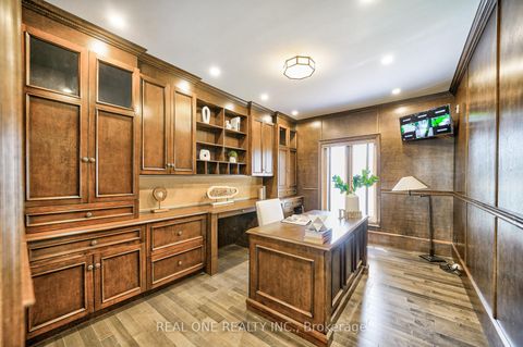 Photo 16 at 26 Clarendon Drive, Bayview Hill, Richmond Hill