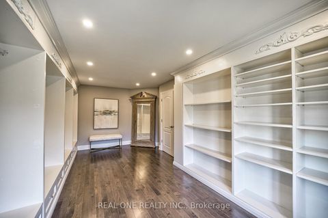 Photo 22 at 26 Clarendon Drive, Bayview Hill, Richmond Hill