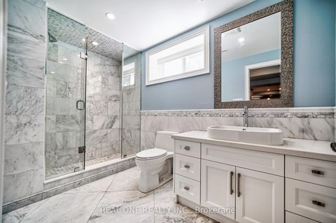 Photo 32 at 26 Clarendon Drive, Bayview Hill, Richmond Hill