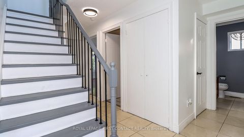 Photo 2 at 194 Kozlov Street, West Bayfield, Barrie