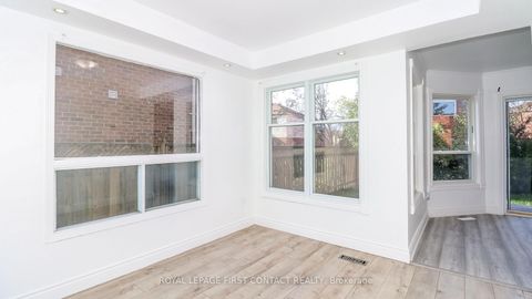 Photo 8 at 194 Kozlov Street, West Bayfield, Barrie
