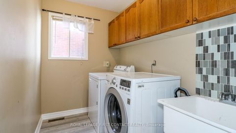 Photo 16 at 194 Kozlov Street, West Bayfield, Barrie