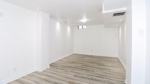 Photo 34 at 194 Kozlov Street, West Bayfield, Barrie