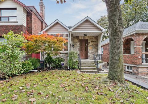 Photo 30 at 3 Roseneath Gardens, Oakwood Village, Toronto