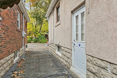 Photo 31 at 3 Roseneath Gardens, Oakwood Village, Toronto