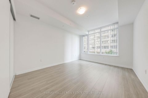 Photo 20 at TH104 - 25 Holly Street, Mount Pleasant West, Toronto