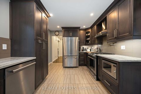 Photo 10 at 93 Stiver Drive, London, Newmarket