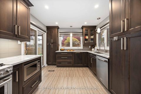 Photo 11 at 93 Stiver Drive, London, Newmarket