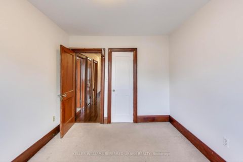 Photo 19 at 39 Eastwood Road, Woodbine Corridor, Toronto