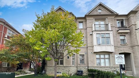Photo 1 at 85 Vittorio De Luca Drive, East Woodbridge, Vaughan