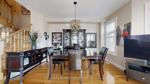 Photo 9 at 85 Vittorio De Luca Drive, East Woodbridge, Vaughan