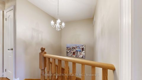 Photo 28 at 85 Vittorio De Luca Drive, East Woodbridge, Vaughan