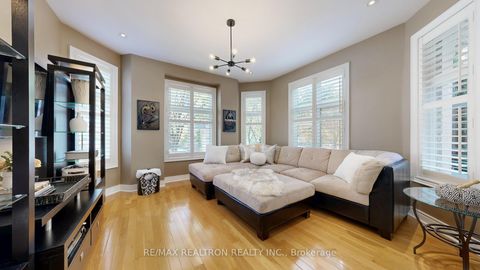 Photo 38 at 85 Vittorio De Luca Drive, East Woodbridge, Vaughan