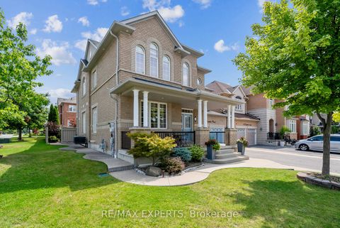 Photo 4 at 126 Josephine Road W, Vellore Village, Vaughan