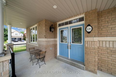 Photo 7 at 126 Josephine Road W, Vellore Village, Vaughan