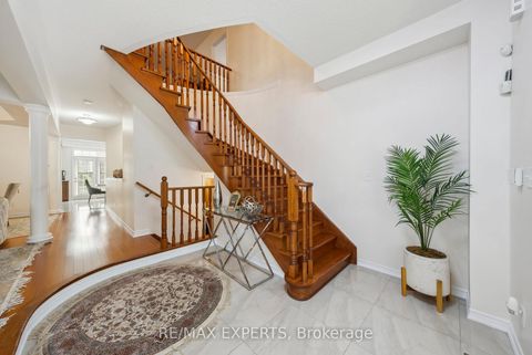 Photo 8 at 126 Josephine Road W, Vellore Village, Vaughan