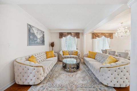 Photo 15 at 126 Josephine Road W, Vellore Village, Vaughan