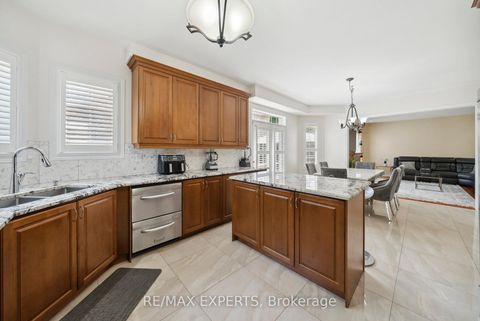 Photo 21 at 126 Josephine Road W, Vellore Village, Vaughan