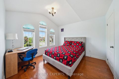 Photo 37 at 126 Josephine Road W, Vellore Village, Vaughan