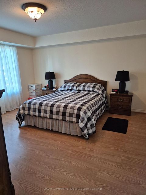 Photo 4 at 212 - 49 Jacobs Terrace, Allandale, Barrie