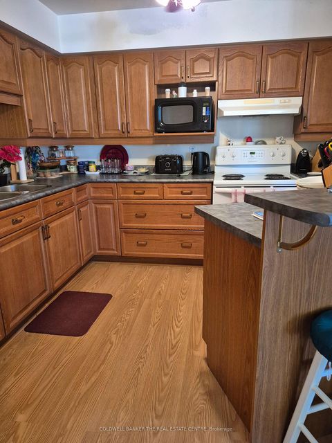 Photo 5 at 212 - 49 Jacobs Terrace, Allandale, Barrie