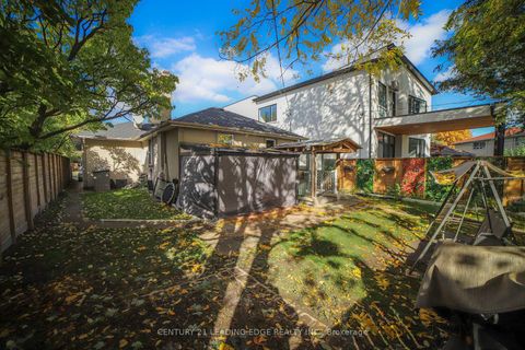 Photo 9 at 11 Chestnut Hills Crescent, Humber Valley, Toronto Photo 9 at 11 Chestnut Hills Crescent, Humber Valley, Toronto