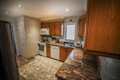 Photo 13 at 11 Chestnut Hills Crescent, Humber Valley, Toronto Photo 13 at 11 Chestnut Hills Crescent, Humber Valley, Toronto