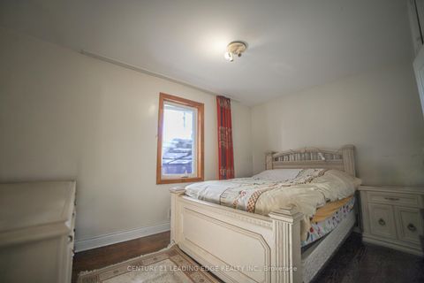 Photo 15 at 11 Chestnut Hills Crescent, Humber Valley, Toronto Photo 15 at 11 Chestnut Hills Crescent, Humber Valley, Toronto