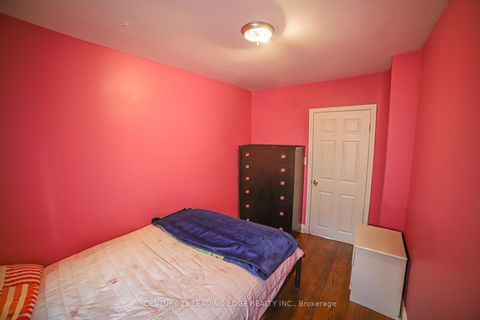 Photo 20 at 11 Chestnut Hills Crescent, Humber Valley, Toronto