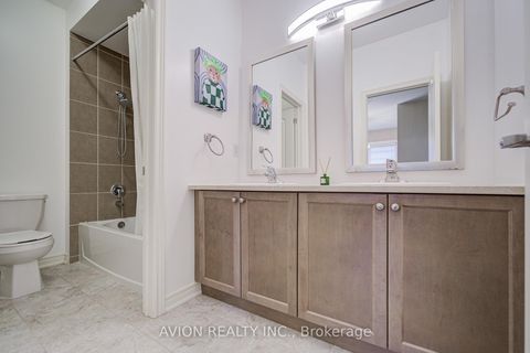 Photo 31 at 16 Callisto Lane, Observatory, Richmond Hill