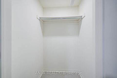 Photo 7 at 105 Ness Drive, Rural Richmond Hill, Richmond Hill