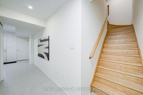 Photo 10 at 105 Ness Drive, Rural Richmond Hill, Richmond Hill