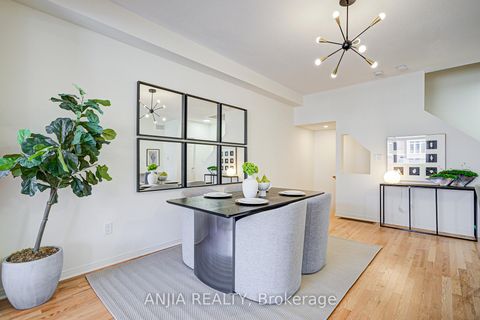 Photo 14 at 105 Ness Drive, Rural Richmond Hill, Richmond Hill