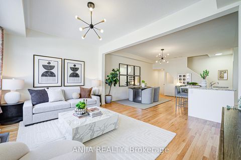 Photo 24 at 105 Ness Drive, Rural Richmond Hill, Richmond Hill