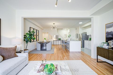 Photo 25 at 105 Ness Drive, Rural Richmond Hill, Richmond Hill