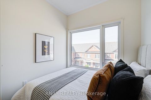 Photo 43 at 105 Ness Drive, Rural Richmond Hill, Richmond Hill