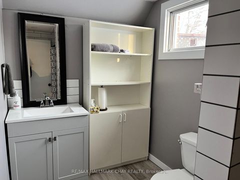 Photo 4 at 595 Big Bay Point Road E, Bayshore, Barrie