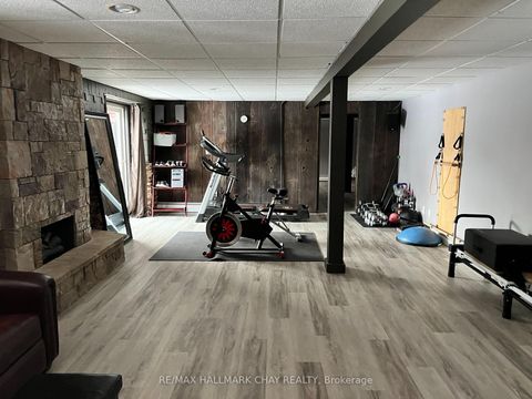 Photo 5 at 595 Big Bay Point Road E, Bayshore, Barrie