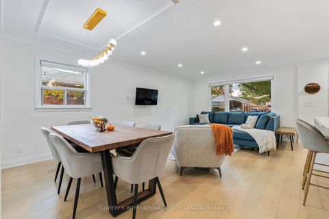 Photo 8 at 38 Vauxhall Drive, Dorset Park, Toronto